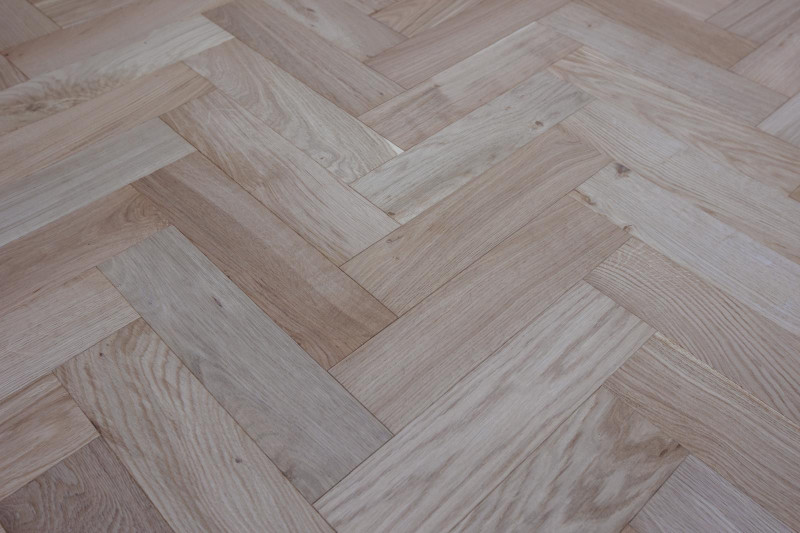 Pure Step Ivory Herringbone