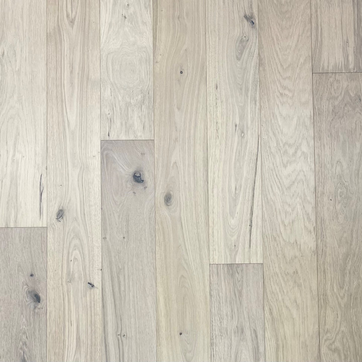 Burano 190 Oak Smoked Brushed & White Matt Lacquered