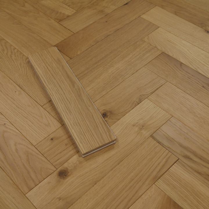 Developer Oak Brushed & UV Oiled Herringbone