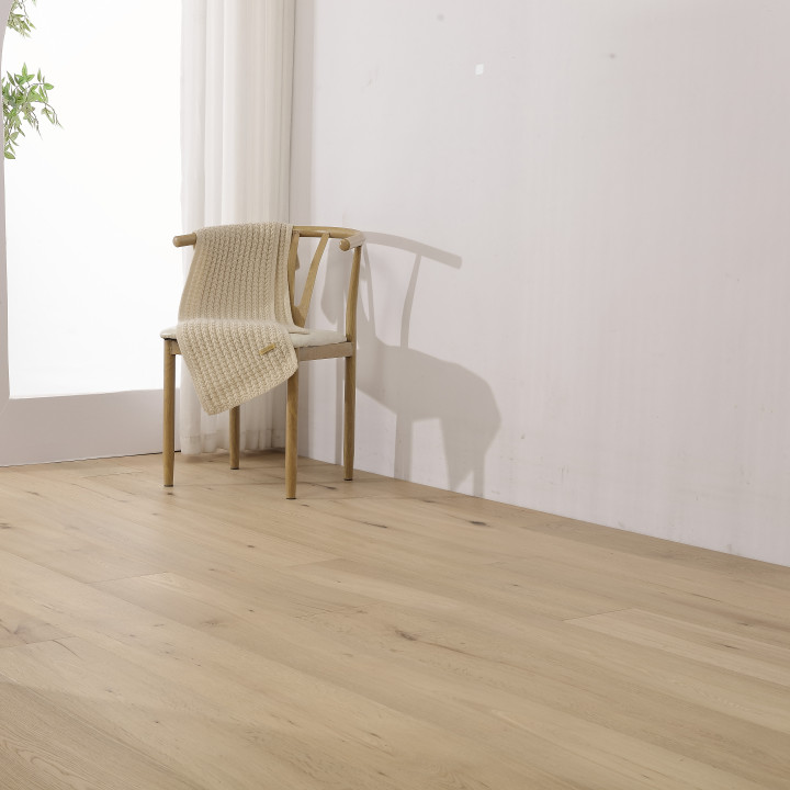 Metropolitan click 190 naked oak brushed and matt lacquered
