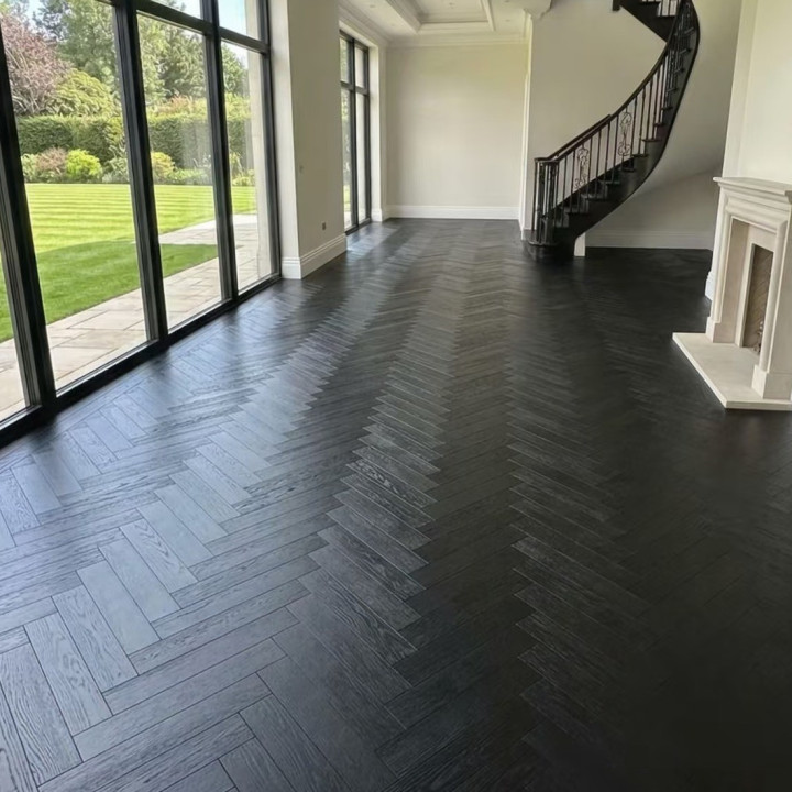 Schoolhouse petit 10mm Galaxy Black Herringbone