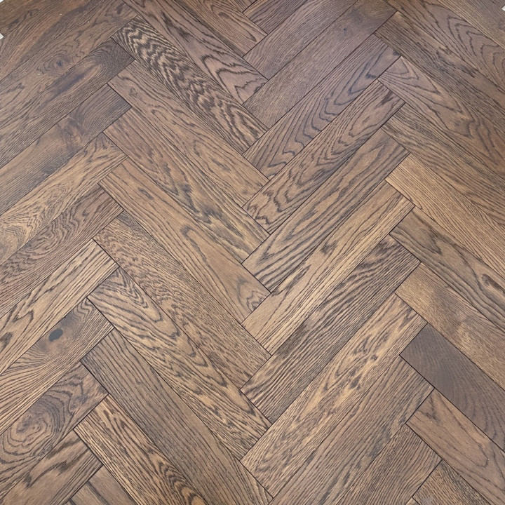 Schoolhouse petit 10mm Whiskey oak Herringbone