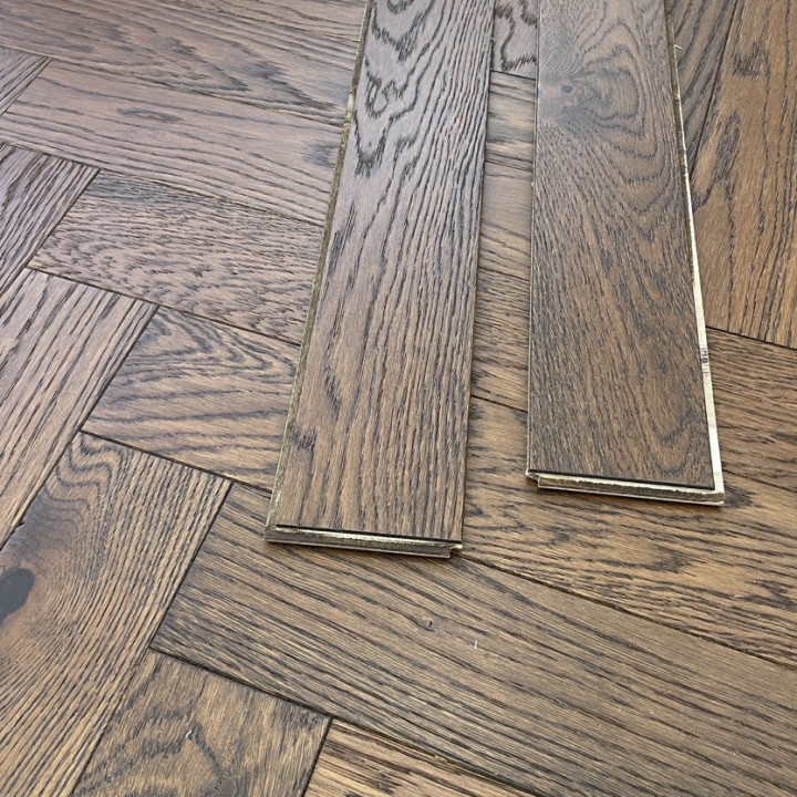 Schoolhouse petit 10mm Whiskey oak Herringbone