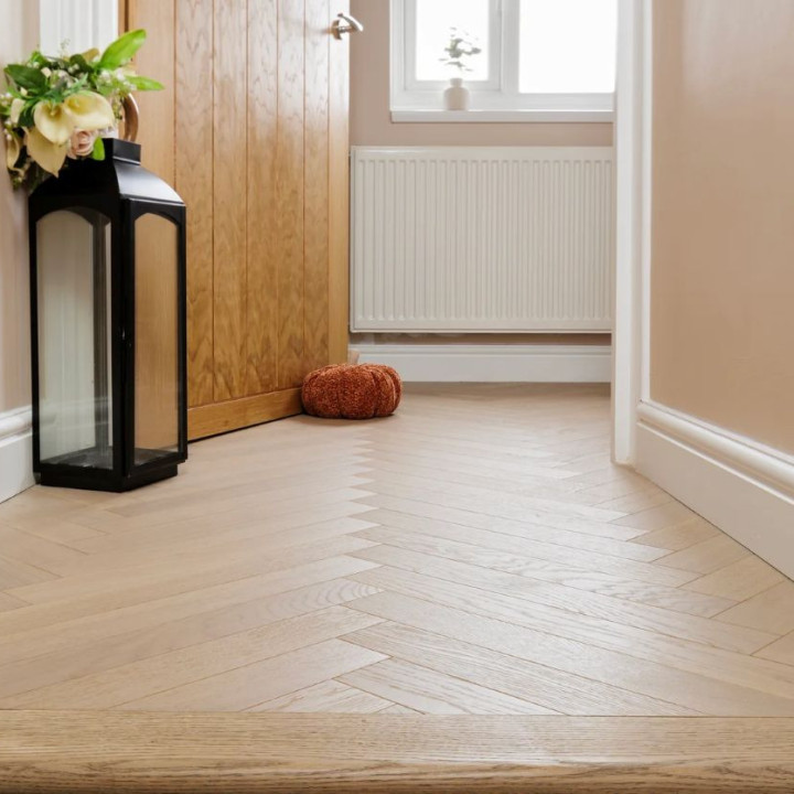 V4 Tundra TH109 Seashell Oak Herringbone