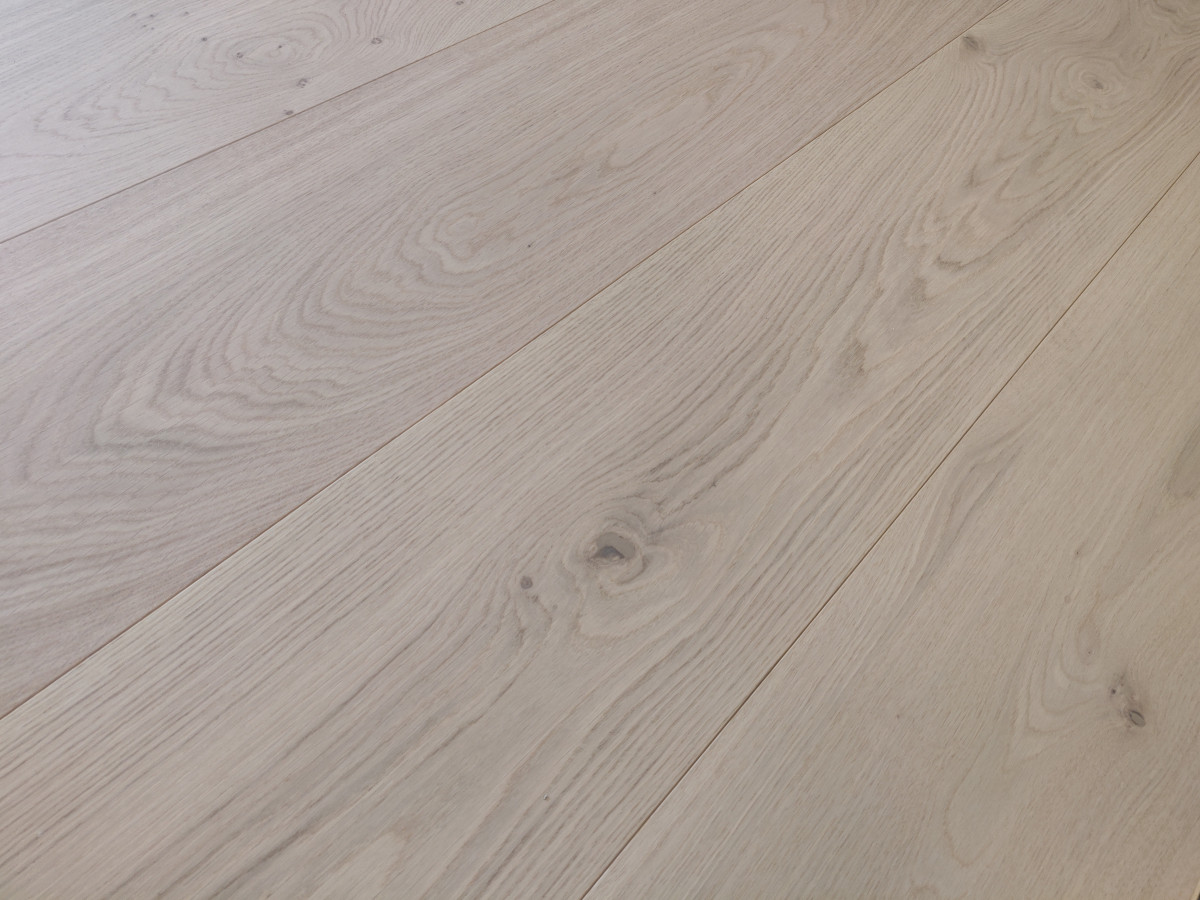 Grande Cappuccino Oak Floor Brushed Uv Oiled