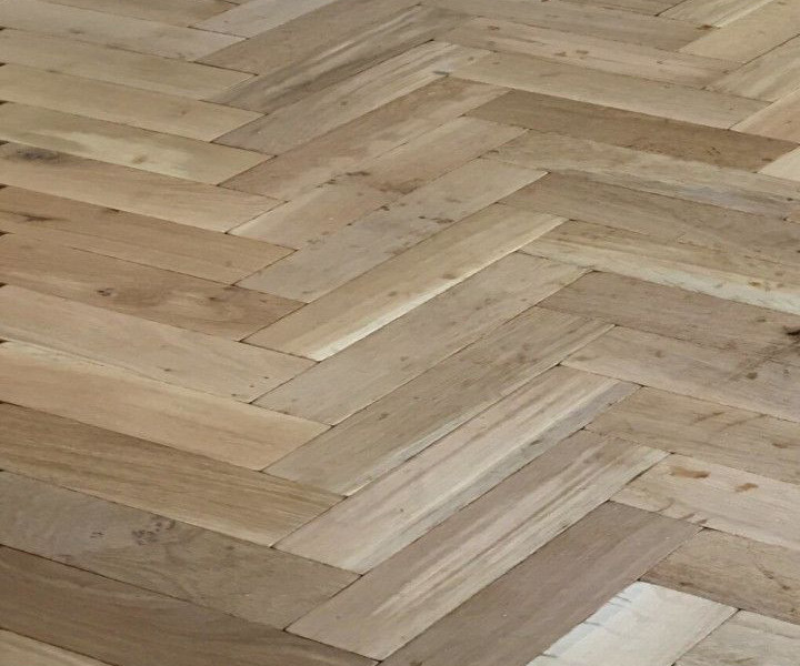 Brooks Solid oak Rustic parquet blocks 22x70x280 unfinished, smoked + tumbled