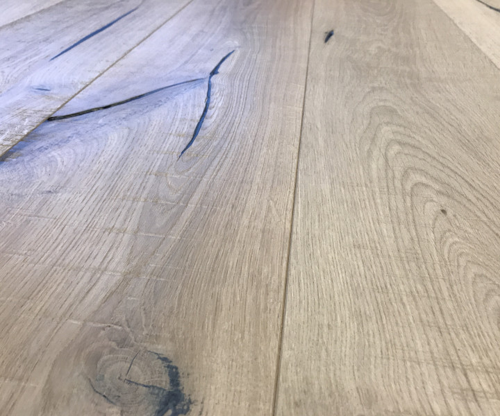 Burano Grande Oak 260 Brushed and Matt Lacquered 