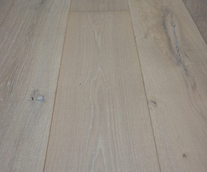 Metropolitan 235 Bandsawn Antique Smoked and white washed