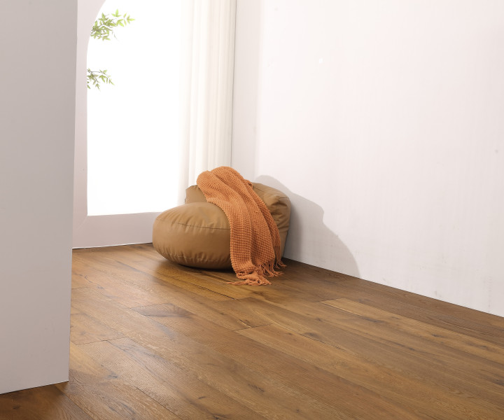 Metropolitan click 190 Caramel oak brushed and oiled