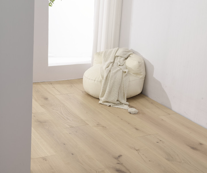 Metropolitan click 220 naked oak brushed and matt lacquered