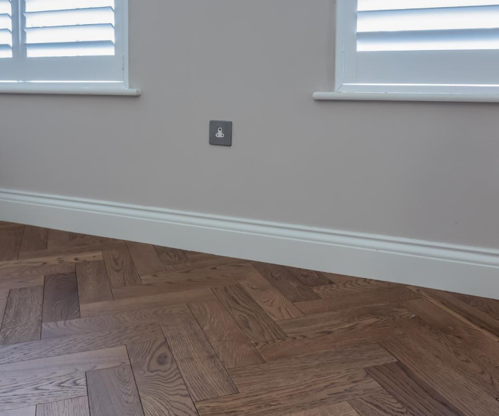  Pure Step Chestnut Herringbone
