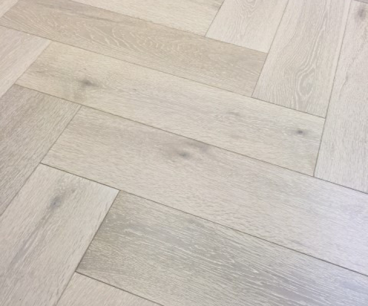 Schoolhouse Grande Click Herringbone Brushed and Matt lacquered White Washed