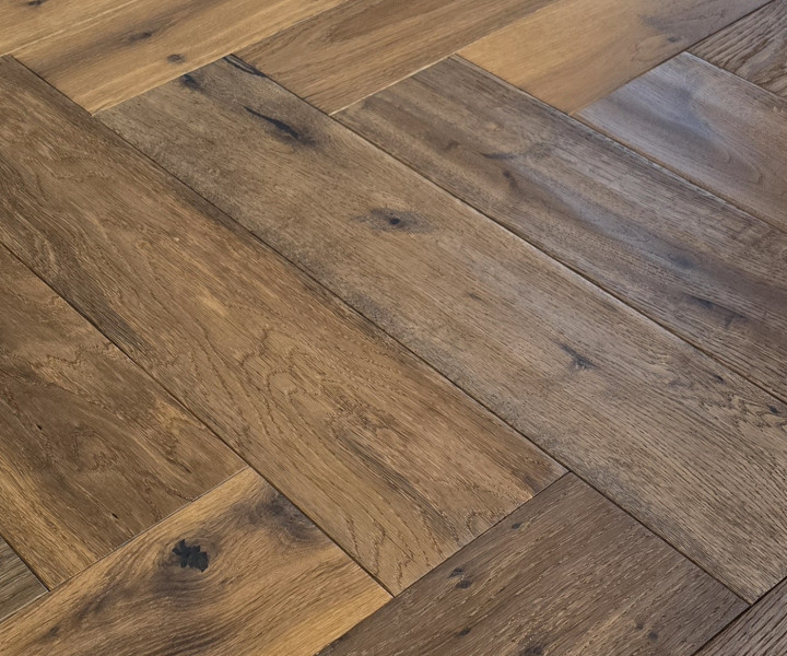 Schoolhouse Grande Smoked and Handscraped Herringbone