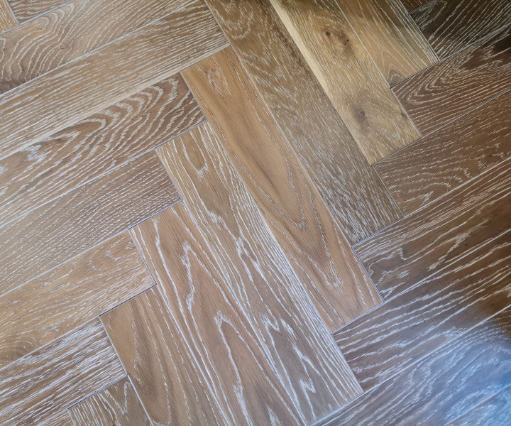 Schoolhouse Smoked & White UV Oiled Oak Herringbone