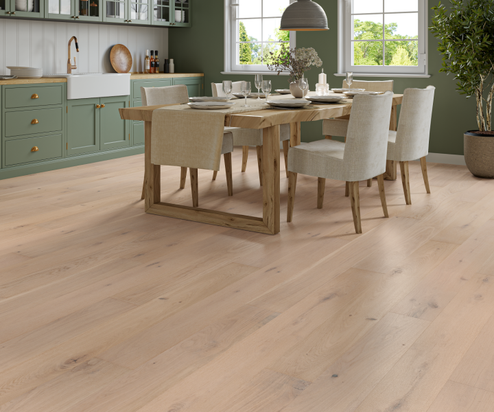 Source click 190 oak Brushed and white UV oiled
