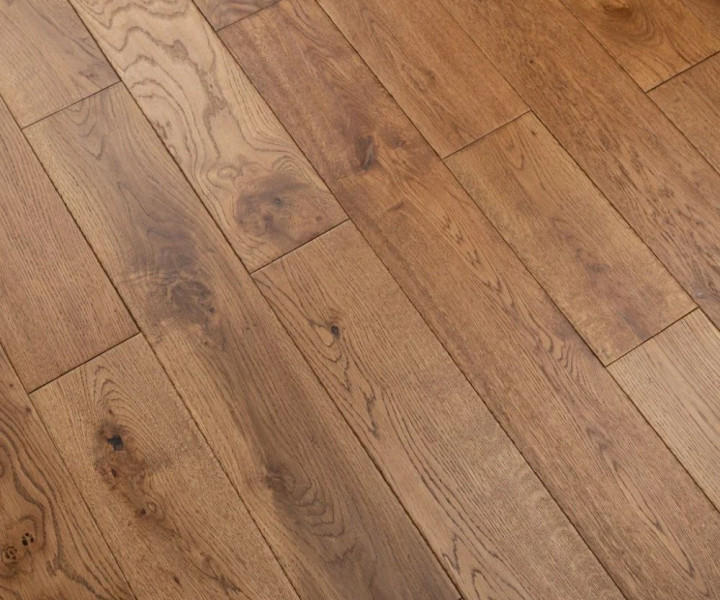 Suffolk Solid Oak Golden Handscraped/distressed edges UV oiled 125mm Plank