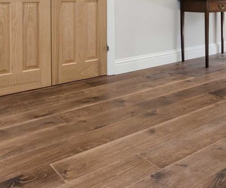 V4 Urban Nature UN105 Tannery Brown Oak 190 Distressed, Brushed & UV Oiled