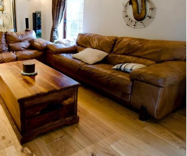 Riviera Oak Oiled Wide 240mm Plank (15mm)